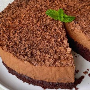 Chocolate mouse cake