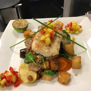 Mahi Mahi whit Mango salad